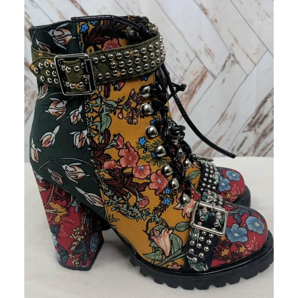 Jeffrey Campbell Lilith Block Heel Bootie In New Floral Design - Picture 5 of 8